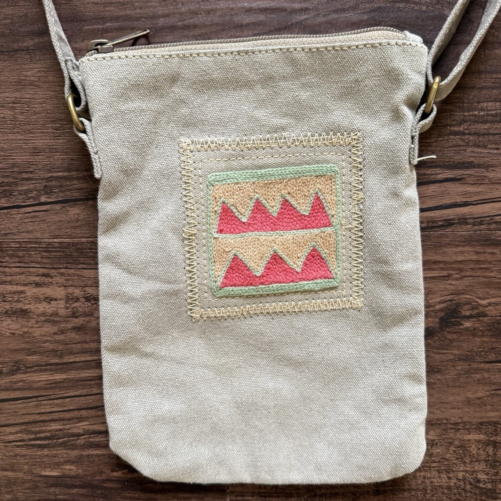 Vintage Addiction Embroidered Canvas Crossbody Bag Boho Geometric Triangle Purse
